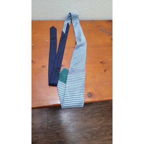 Tommy Hilfiger Mens Striped Silk Necktie 3.75" Blue/White With Polka Dot Accent - Picture 5 of 6